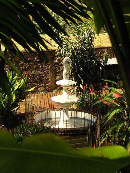 La Catalina Hotel & Suites Santa Barbara de Heredia Eksteriør billede